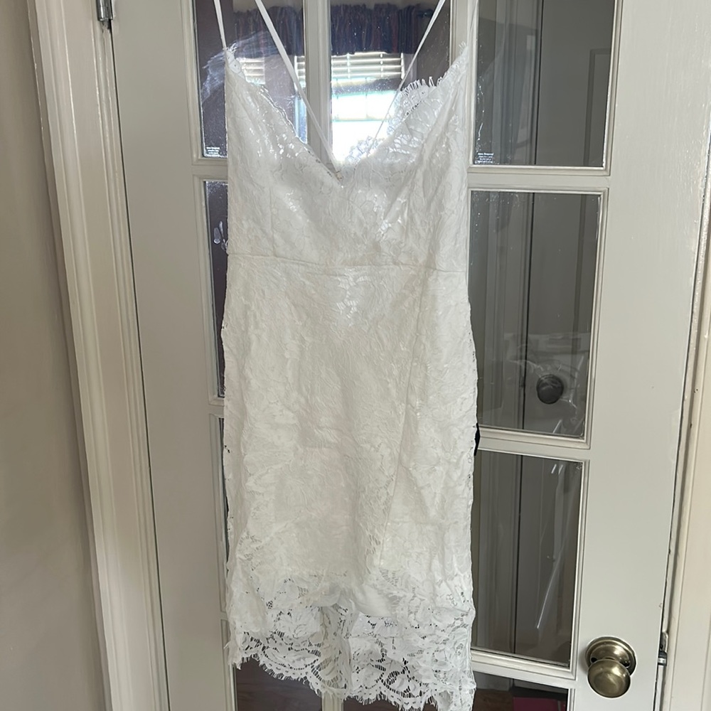 XL White Lulus Dress